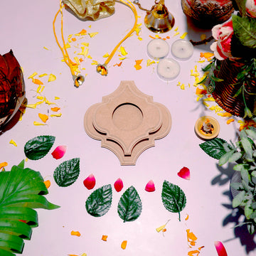 Hand Carved Edge Tea Light Elegant Damask